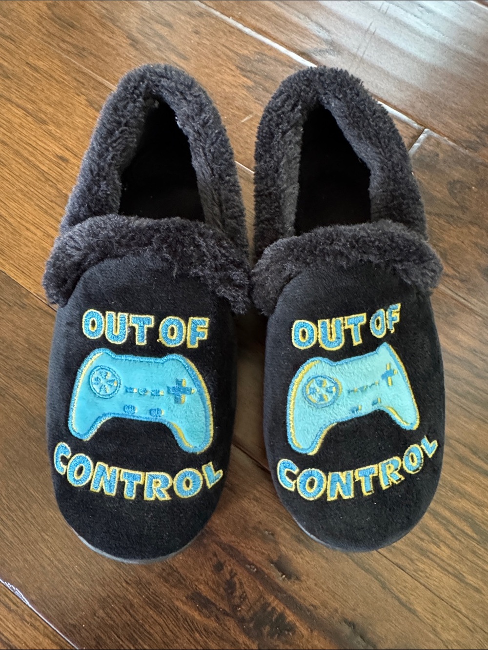 Boys Gaming House Slippers size 4–5